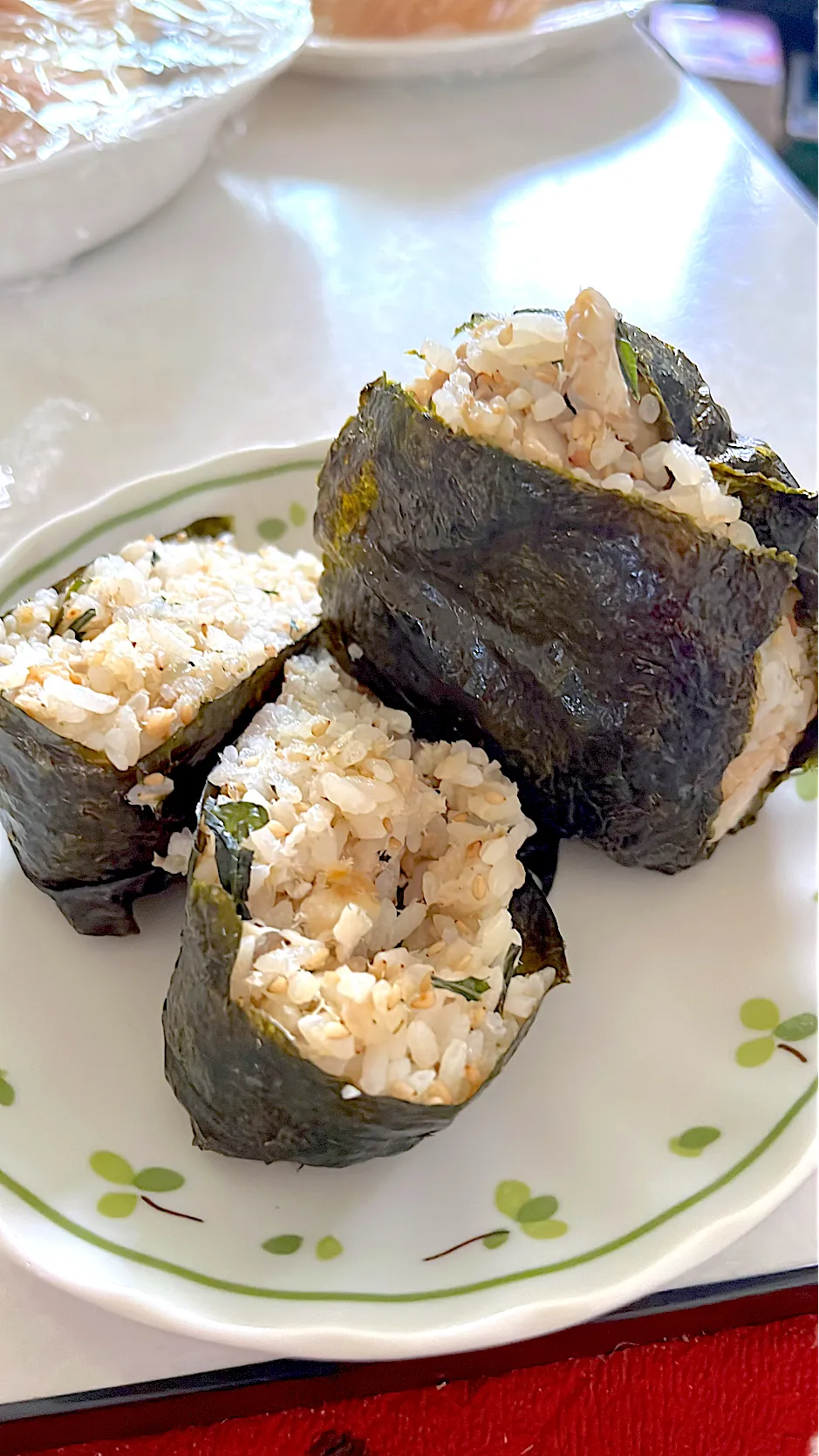 Snapdishの料理写真:生ホッケの塩焼きのおにぎり🍙|ささるみさん