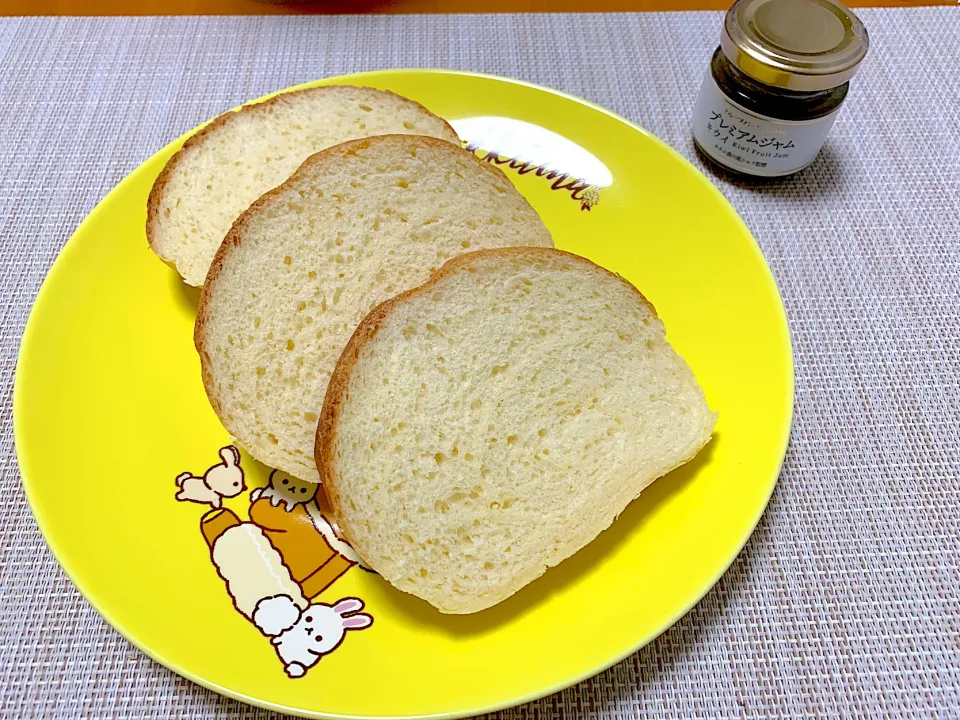 Snapdishの料理写真:ラウンドパン🍞|めっちいさん