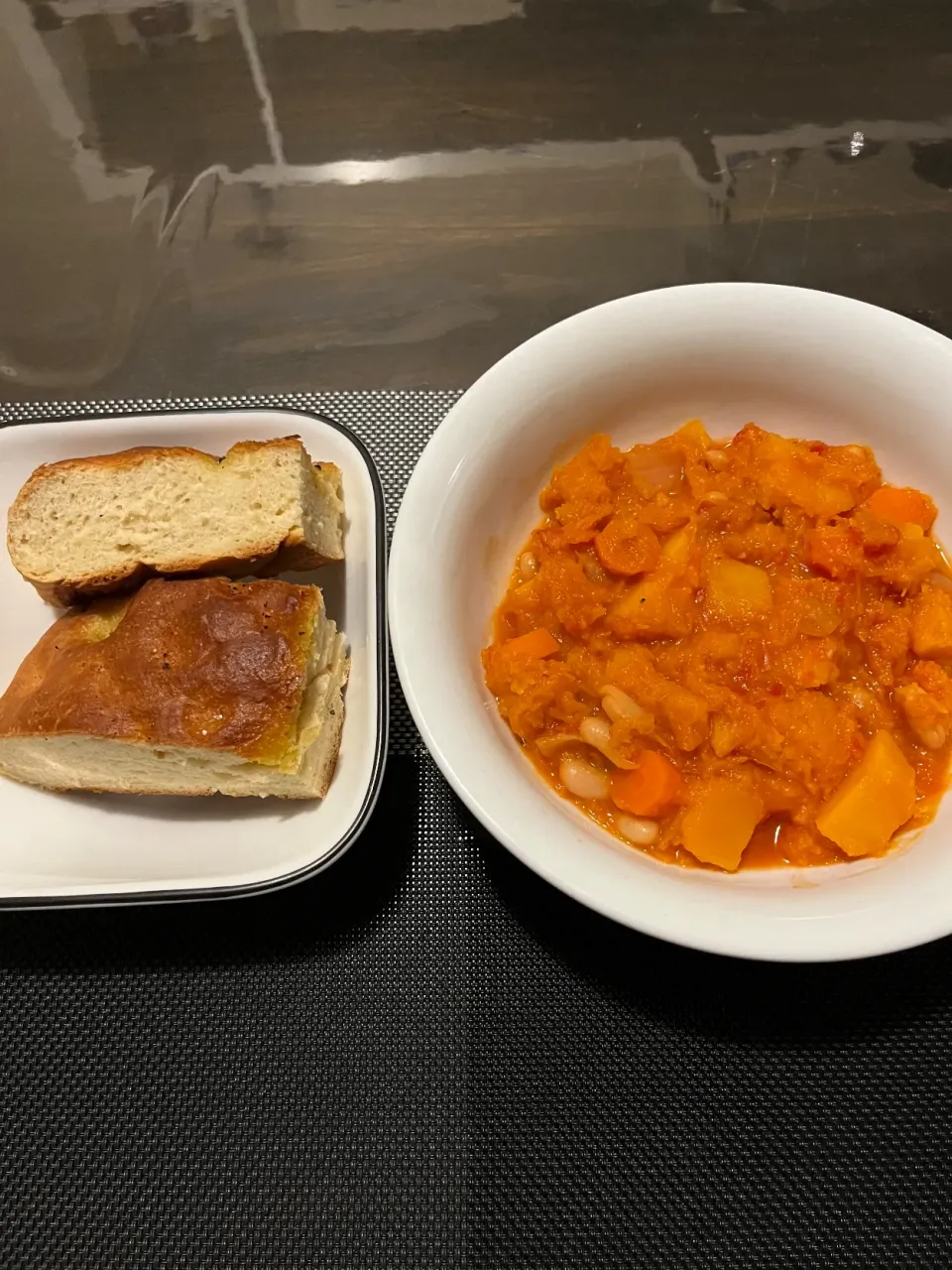 Focaccia⭐️Butternut squash soup|Lunaさん