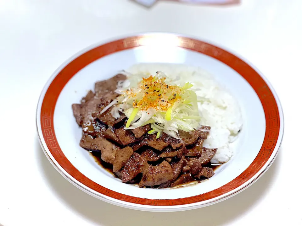 純レバ丼|イシュタール石井さん