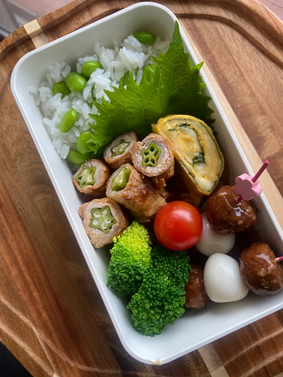 Snapdishの料理写真:オクラの肉巻き弁当|mineraさん