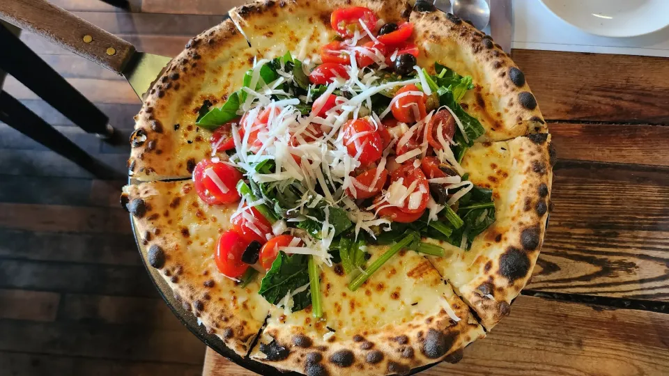 Cerry tomato & Spinach Pizza|Ninaさん