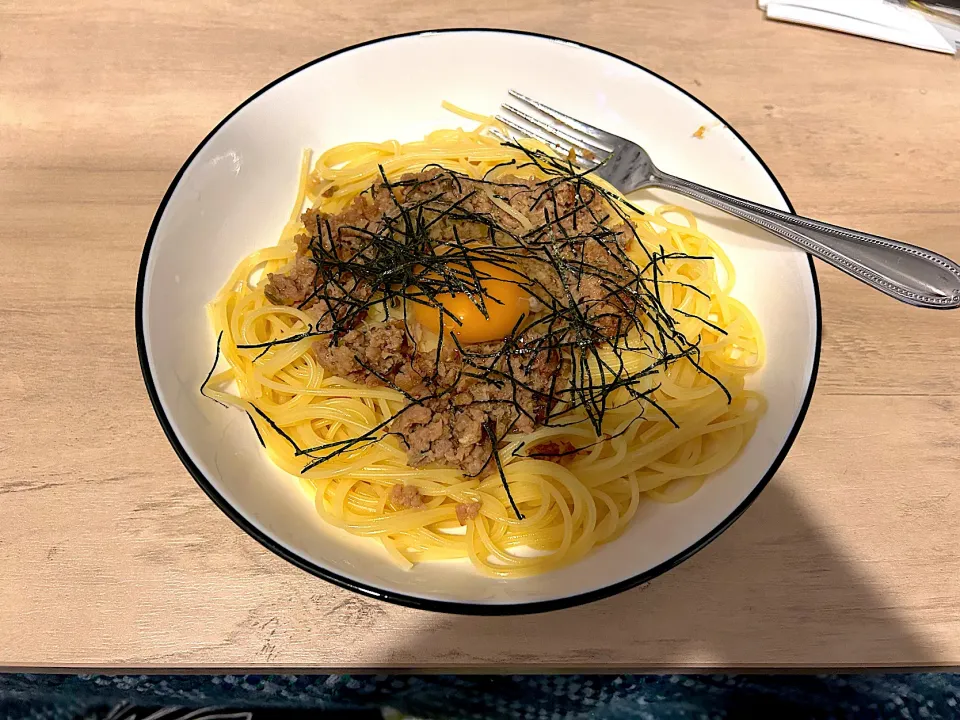 作り置き肉味噌載せパスタ|りょうさん