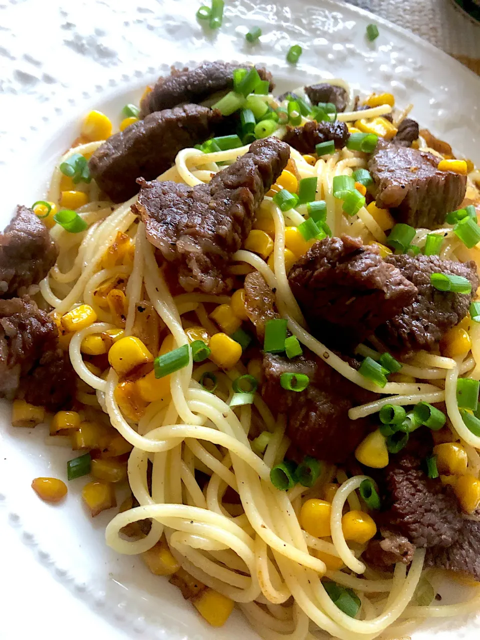 牛肉とコーン🌽のパスタ🍝|Tina Tomoko😋さん