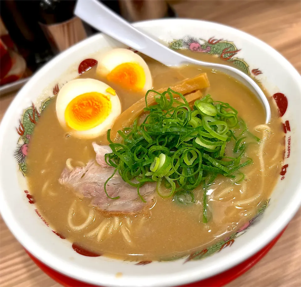 Snapdishの料理写真:こってりラーメン🍜|toshi,I🍴さん