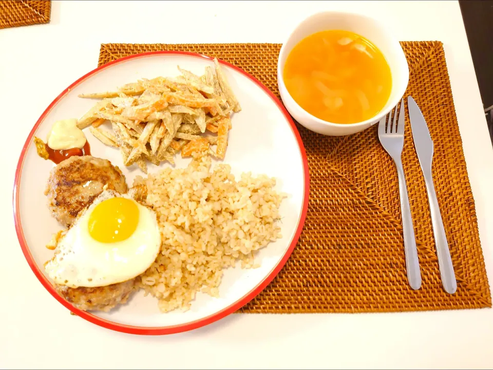 今日の夕食　ハンバーグ丼|pinknari🐰🌈さん