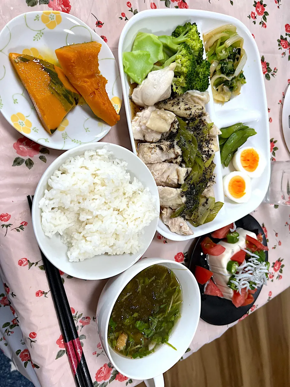 今日の晩御飯は茹で鶏胸肉の胡麻ソース😌|モモ&ハーブmama🐰🐹🐢🐠❤️さん