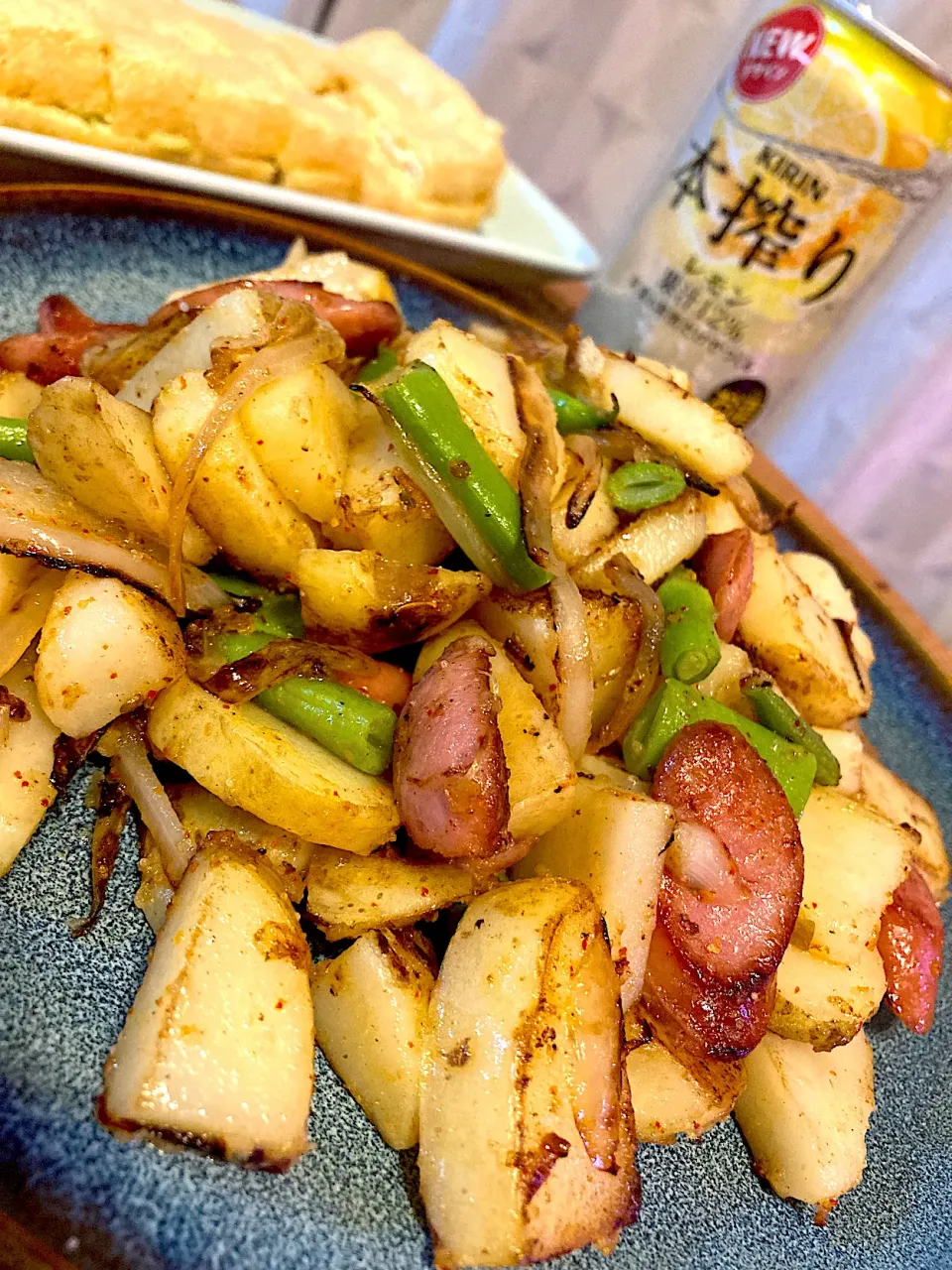 ジャーマンポテトと栃尾揚げのネギ味噌焼きでかんぱーい😋🍻💕✨|アイさん