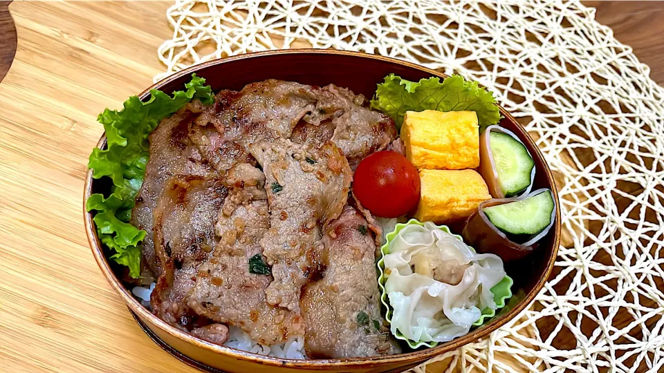 焼肉弁当|ちかちかさん