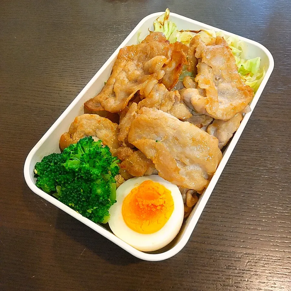 Snapdishの料理写真:生姜焼き弁当🍱|Rieさん