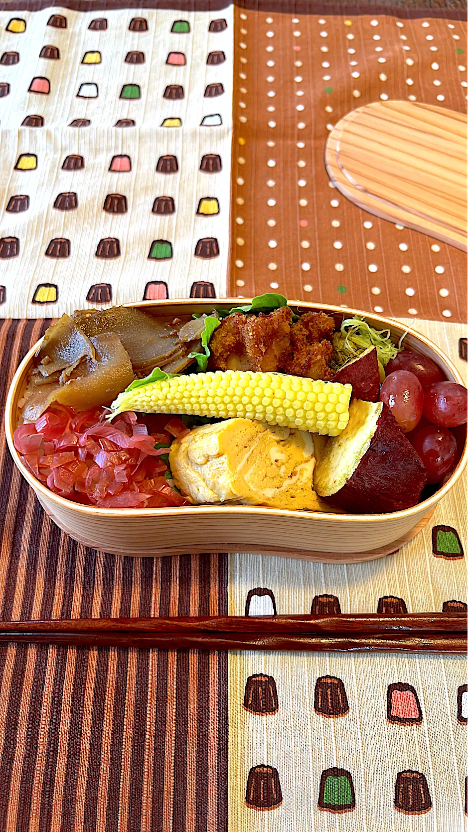 Snapdishの料理写真:ヤングコーンのお弁当|にこりこぷりんさん