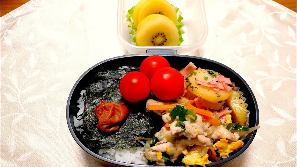 6/11のお弁当🍱
海苔弁当|卯月さん