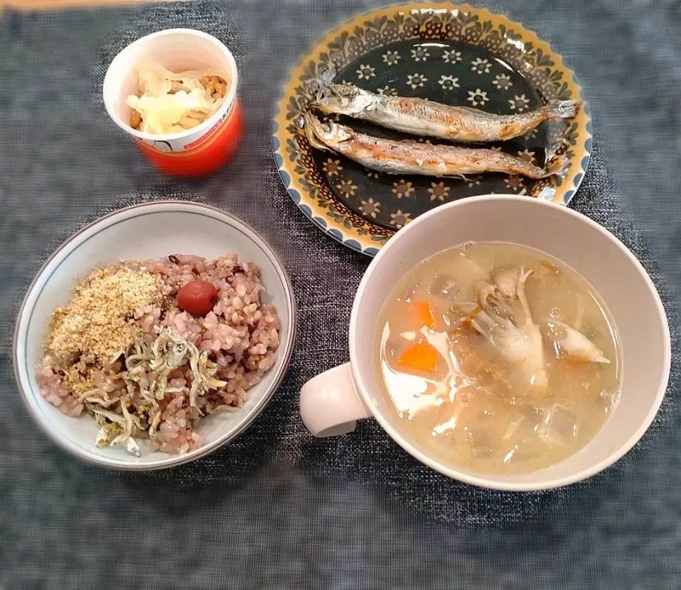 Snapdishの料理写真:自分の朝兼昼ごはん☺️|みりさん