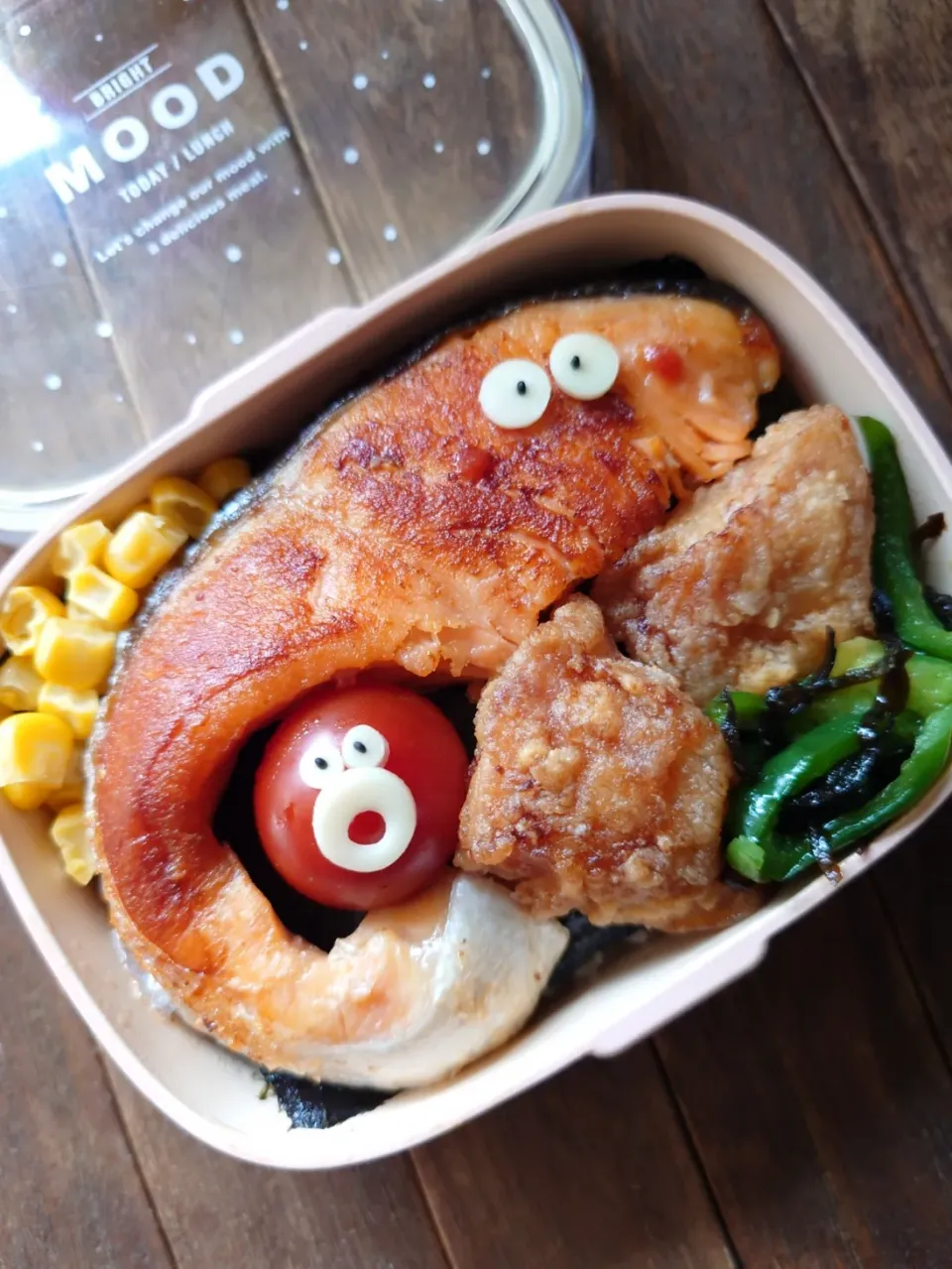 漢の…次女用🍱シャケがメインの海苔弁当|ᵏᵒᵘさん