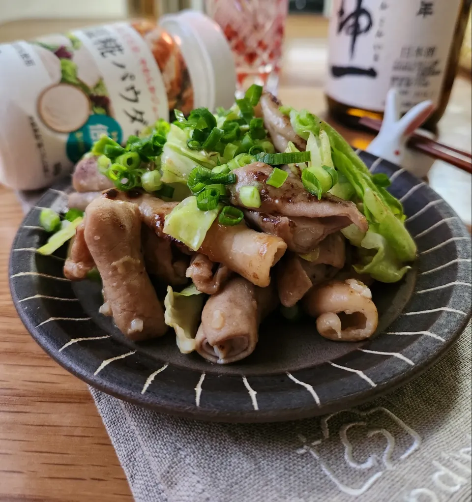 Snapdishの料理写真:塩麹パウダーでホルモン焼き|ナオミさん