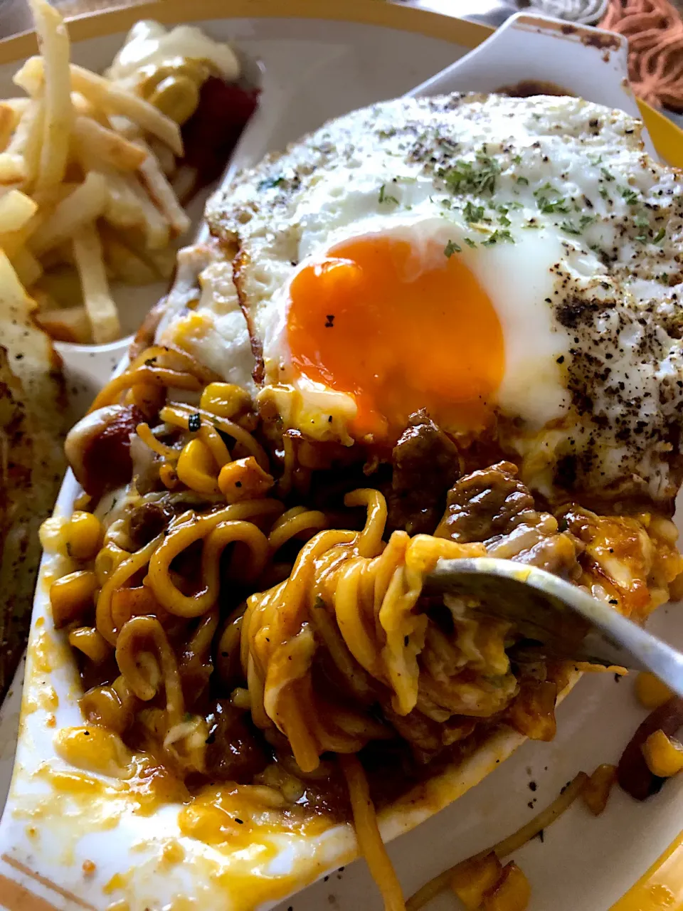 焼きカレーパスタ🙌|Tina Tomoko😋さん