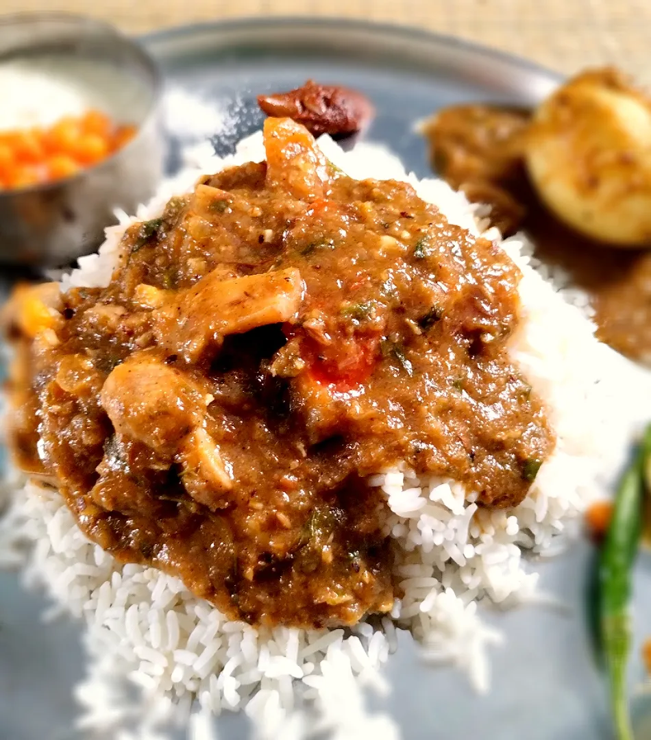 Snapdishの料理写真:pepper mushroom curry|Ram Ramさん