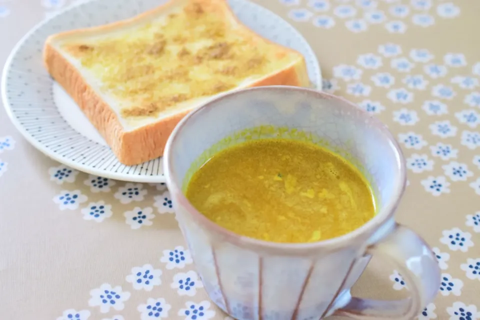 インドの飲み物、ゴールデンミルク|うにんぱすさん