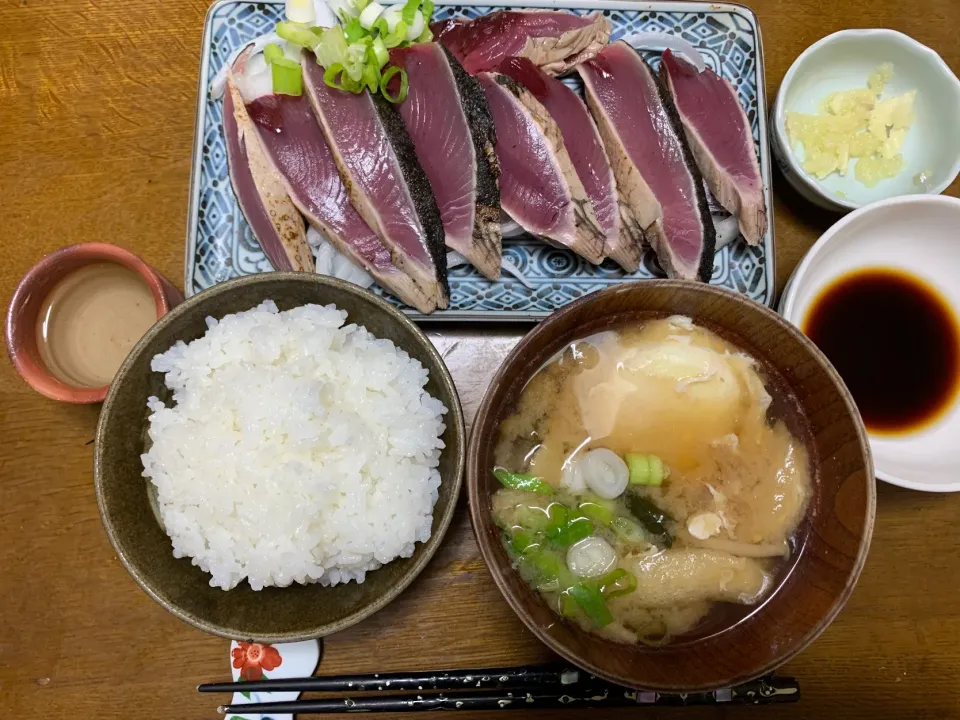 Snapdishの料理写真:夕食　カツオのたたき|ATさん