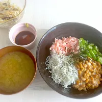 単価安めに海鮮丼|rinさん