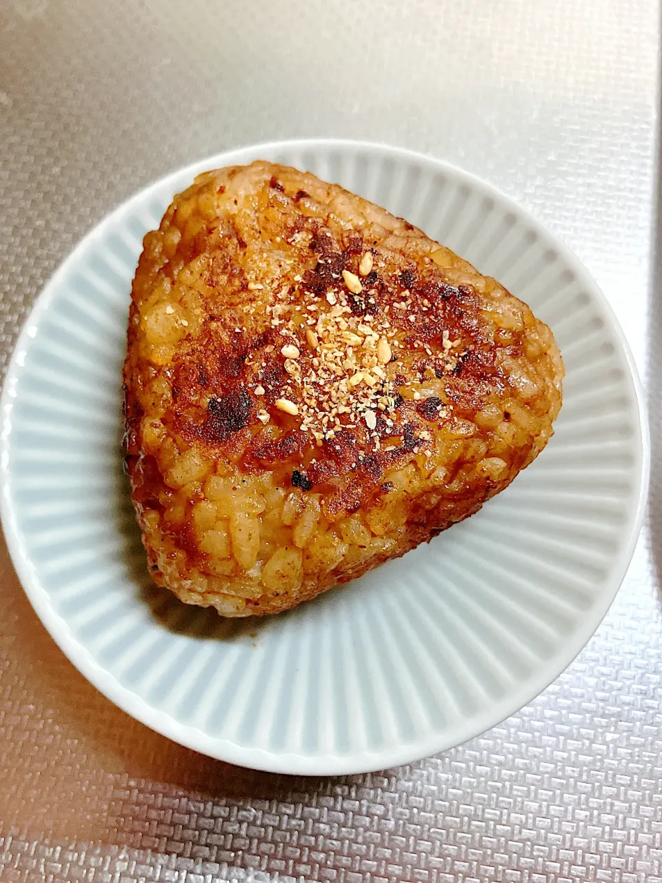 Snapdishの料理写真:濃厚みそ焼きおにぎり|あやさん