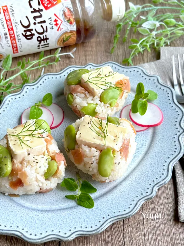 Snapdishの料理・レシピ写真:そら豆とカマンベールの生ハム混ぜご飯　おにぎり🍙｜グリーン♪グリーン♪そら豆アレンジ