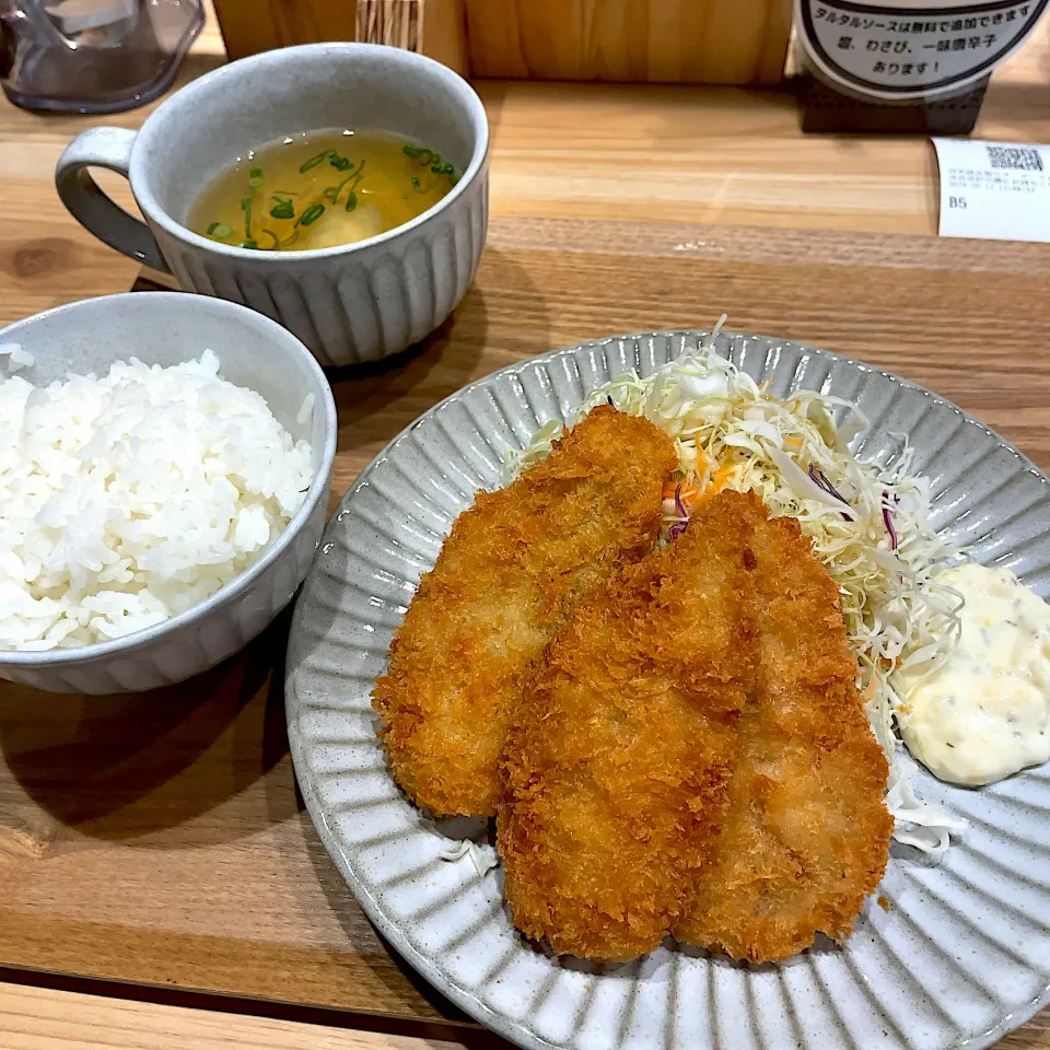 Snapdishの料理写真:アジフライ定食|T. Wonderさん