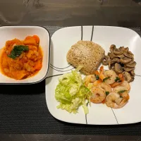 Garlic butter shrimp and mushroom⭐️butternut soup|Lunaさん