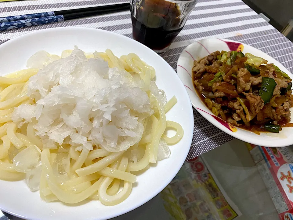 冷やしみぞれ大根うどん&豚と各種野菜炒め|単身赴任のっちさん