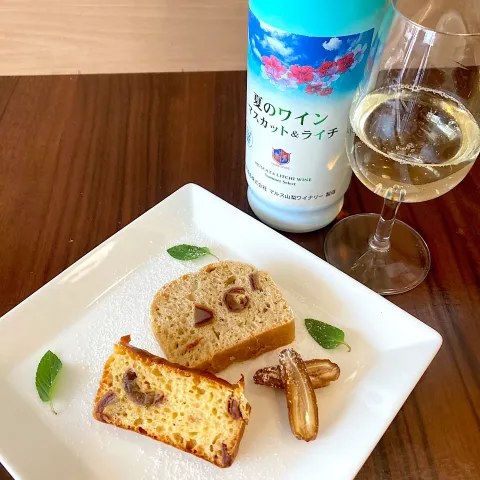 「ダイズラボ　大豆粉のパンミックス」を使ってみたSnapdishの料理・レシピ写真:＊手前:大豆粉デーツ入りパンケーキ＆奥：薄力粉デーツ入りパンケーキ