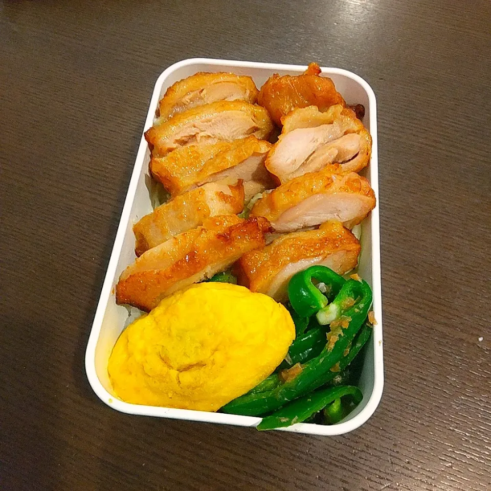 Snapdishの料理写真:チキンステーキ弁当🍱|Rieさん