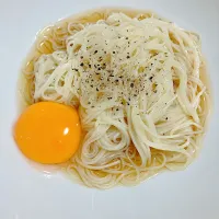 Snapdishの料理写真:醤油ラーメン風？冷たいそうめん|あやさん