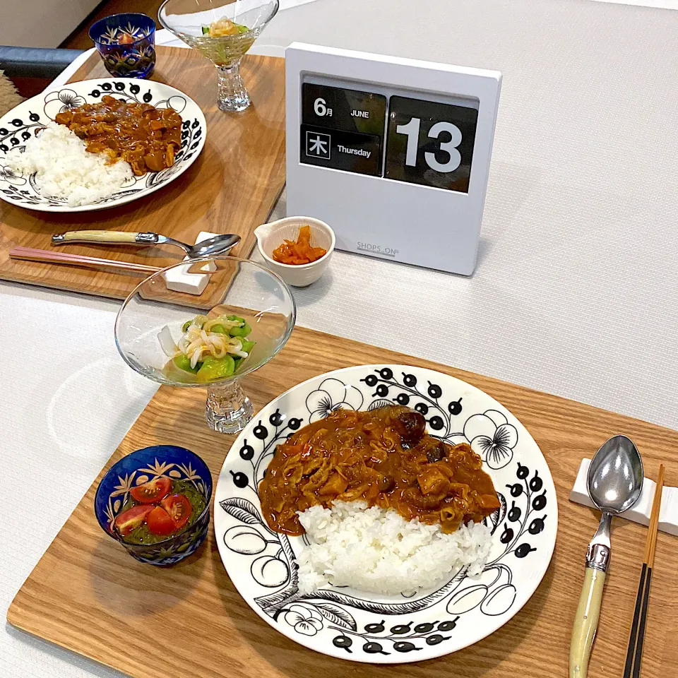 Snapdishの料理写真:夏野菜カレー、イカの雲丹醤油和え|papinさん