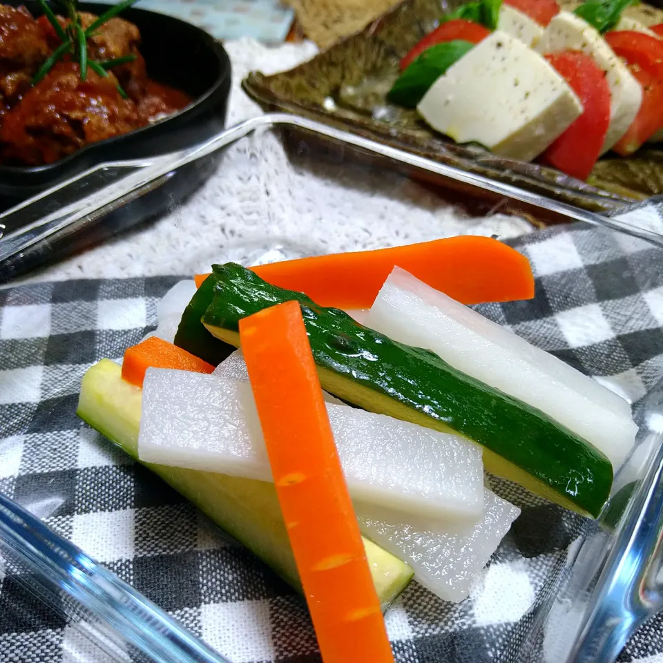 お孫も食べれるピクルス🥕🥒|とまと🍅さん