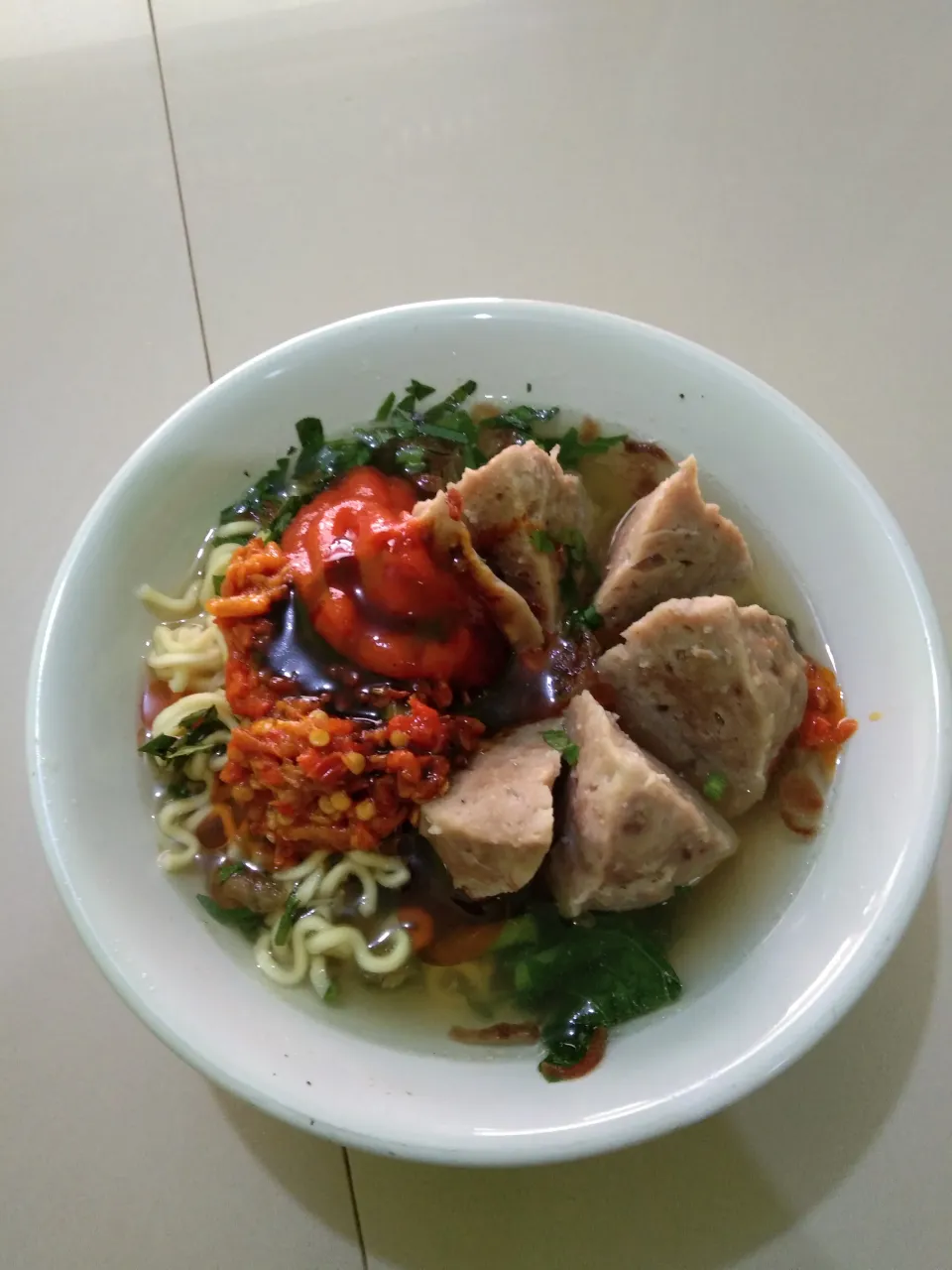 Snapdishの料理写真:Bakso Urat Mantep|Oka Budiさん