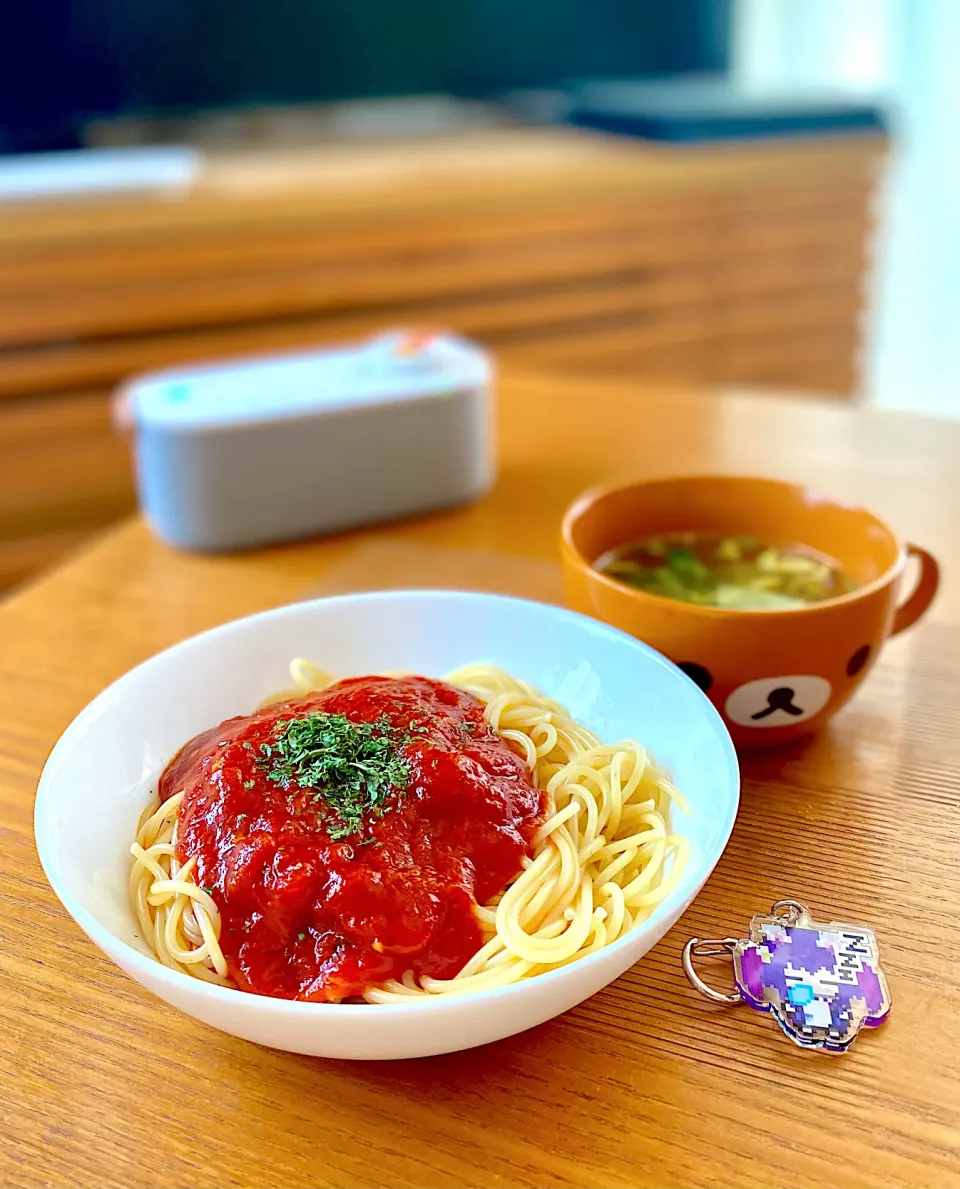 スパゲッティアラビアータと卵とほうれん草のスープ|おやぢさん