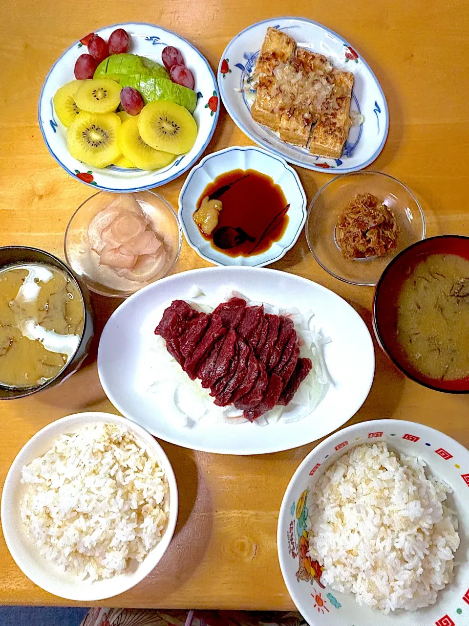 Snapdishの料理写真:馬刺し大切な大切な命いただきます🙏🏻|Makokoさん