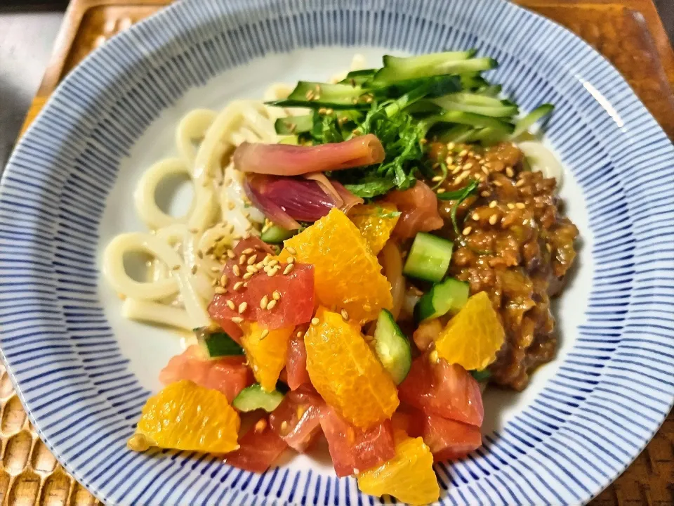 和風ジャージャー冷やしうどん|vege食堂さん