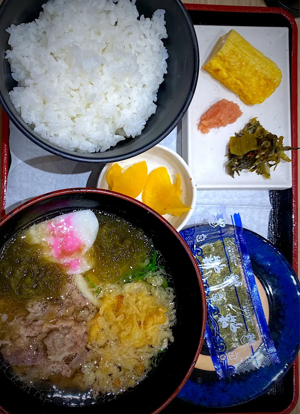 肉うどん定食 550円|すくらんぶるえっぐさん