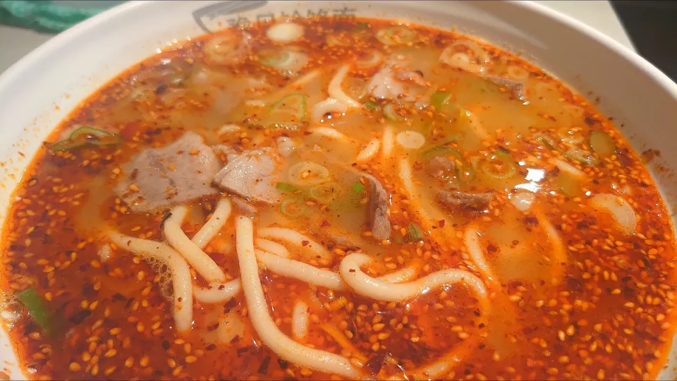 【中国河南省の非物質文化遺産】 
豫见饸饹面 (豫見餄餎麺/
ユージェンハーラーミェン)
羊肉饸饹面（羊肉ハーラー麺、
辛さ控えめ、980円) 
＠大塚2分
 (JR板橋駅から徒歩25分) 
24147 (158,137)|大脇さん