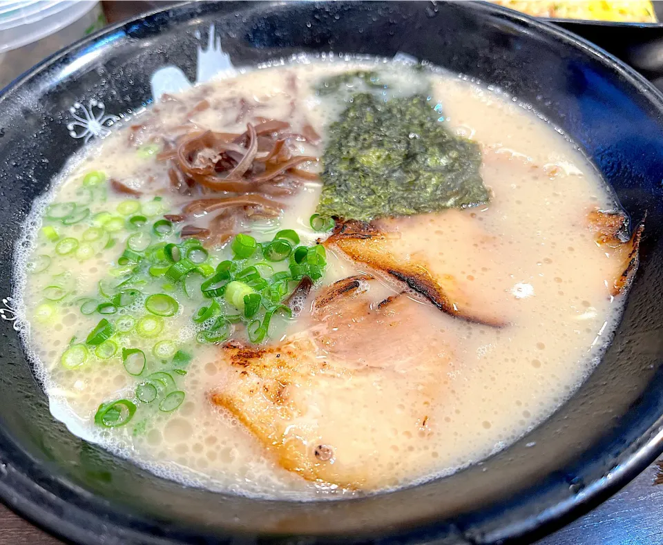 石田一龍 本店　濃厚ラーメン|Kouji  Kobayashiさん