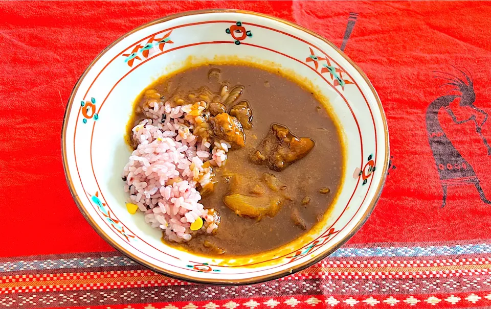 雑穀ご飯と牛すじ肉のハッシュドビーフ|sjさん