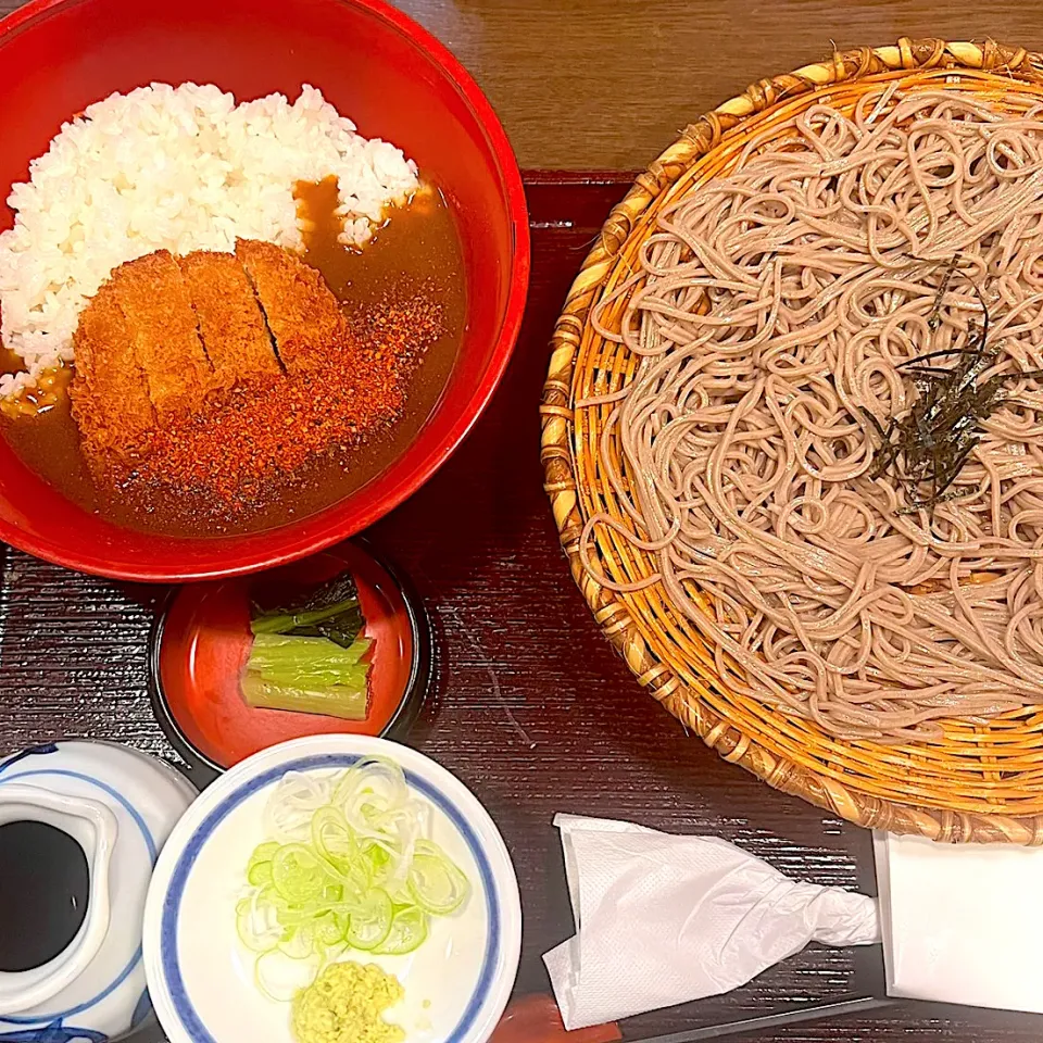 カツカレーざる蕎麦セット|Food is lifeさん