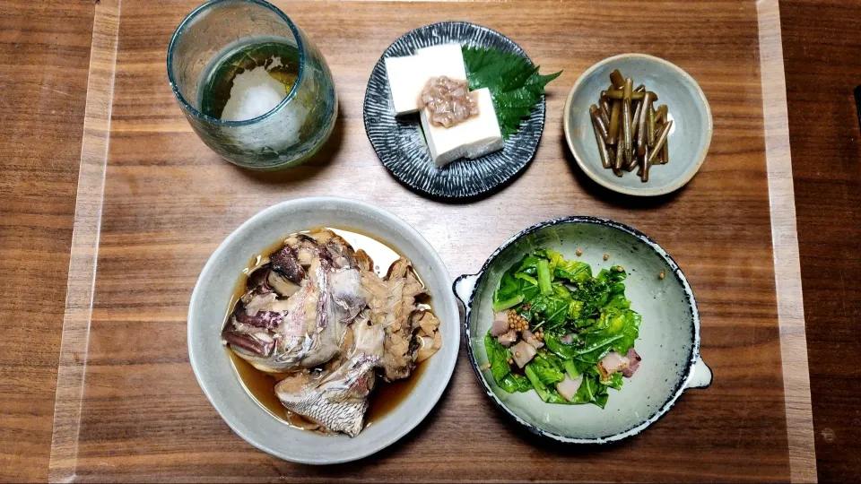 20240617
鯛のあら炊き
けーるとベーコンのソテー
酒盗豆腐
茎山葵の酢醤油漬|noccoさん