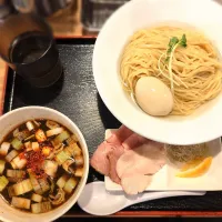 昆布水つけ麺|滑舌の悪いエミネムさん