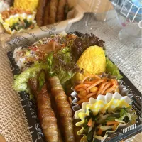 豚バラアスパラ巻き弁当〜お弁当箱洗うん邪魔くさい時〜あるある😂