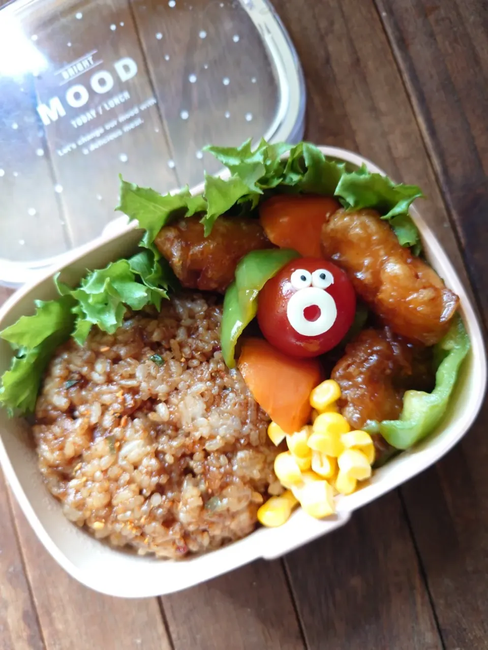 漢の…次女用🍱黒チャーハンと黒酢酢鶏の中華弁当|ᵏᵒᵘさん