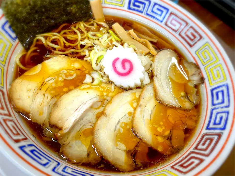 まこちゃんラーメン　チャーシュー麺|ももみさん