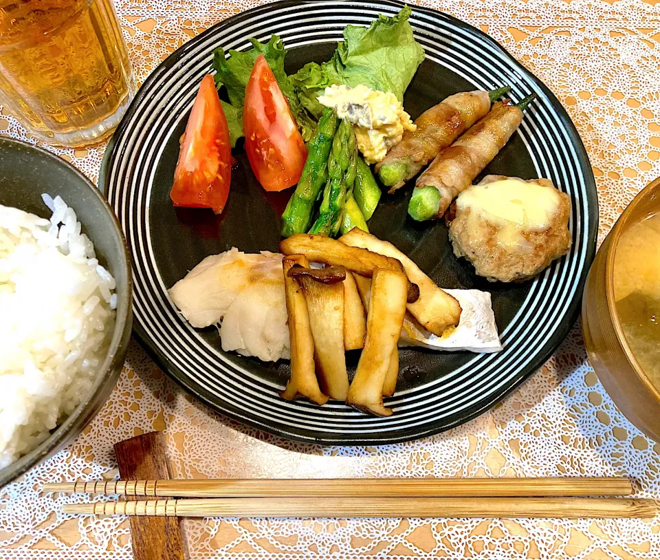 Snapdishの料理写真:豚バラ巻きアスパラ|waicaさん