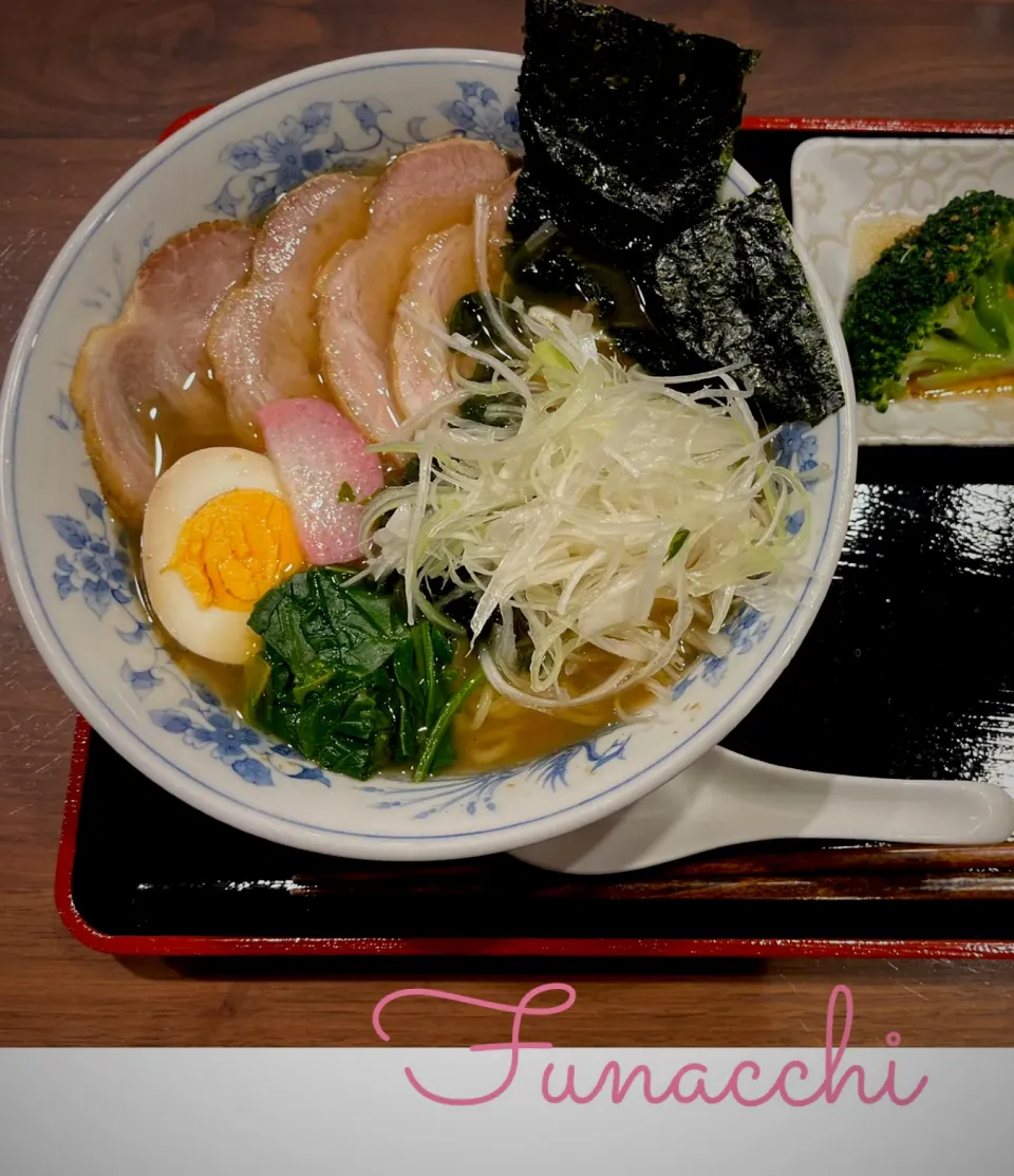 Snapdishの料理写真:チャーシュー麺|funakeiさん